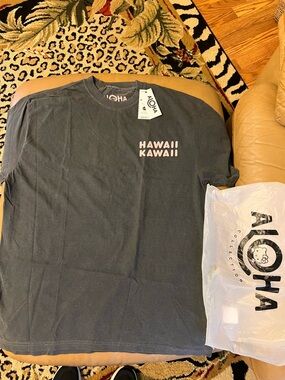 ALOHA Collection CharcoalSize XL Tee with Pink "HAWAII KAWAII" Print RARE TEE